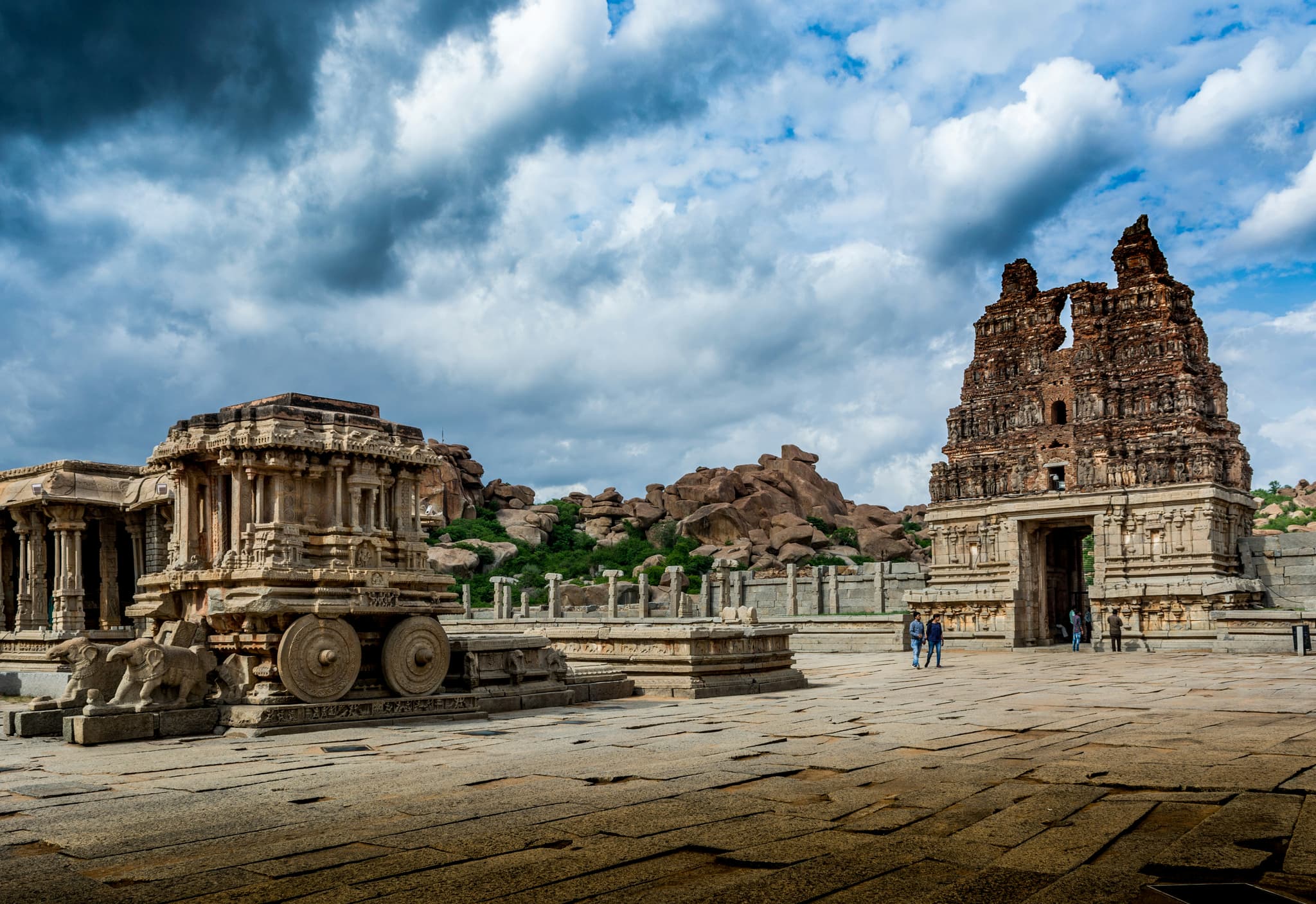 Karnataka Travel Guide: Bangalore, Mysore & Hampi