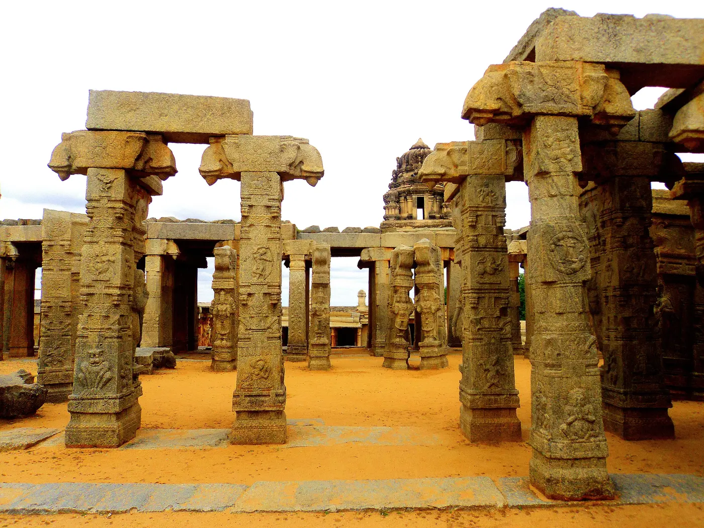 Intricately carved stone pillars of the Vijayanagara-era Veerabhadra Temple at Lepakshi