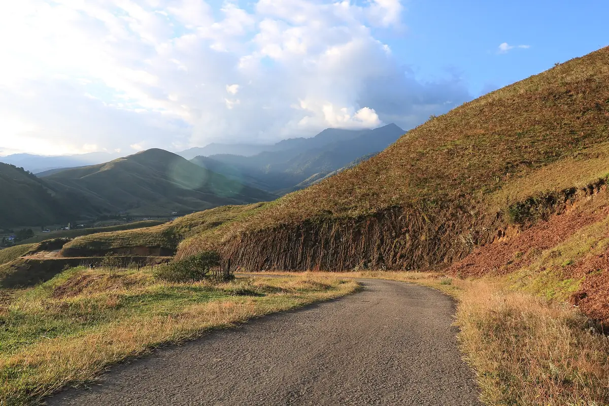 Mechuka Travel Guide: A Hidden Valley on the Tibet Border