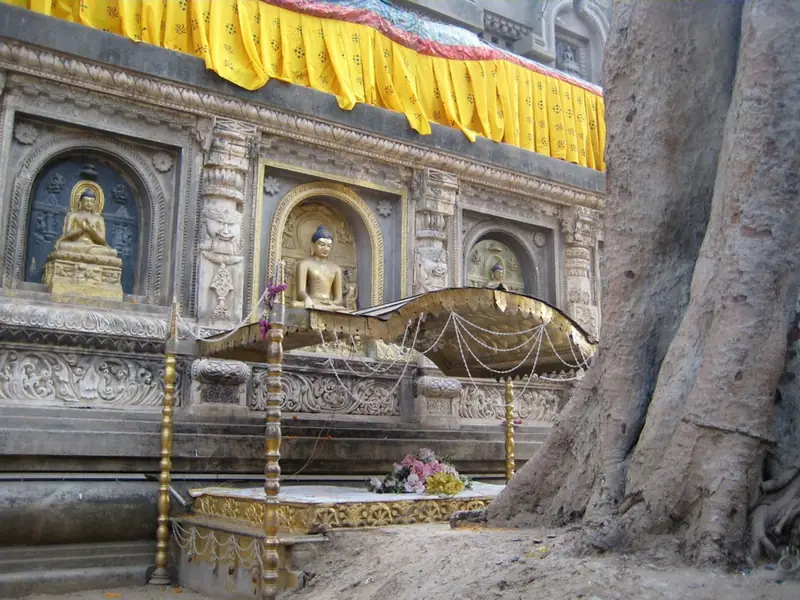 Things to Do in Bodh Gaya: Mahabodhi Temple, Monasteries & Buddhist Pilgrimage Sites