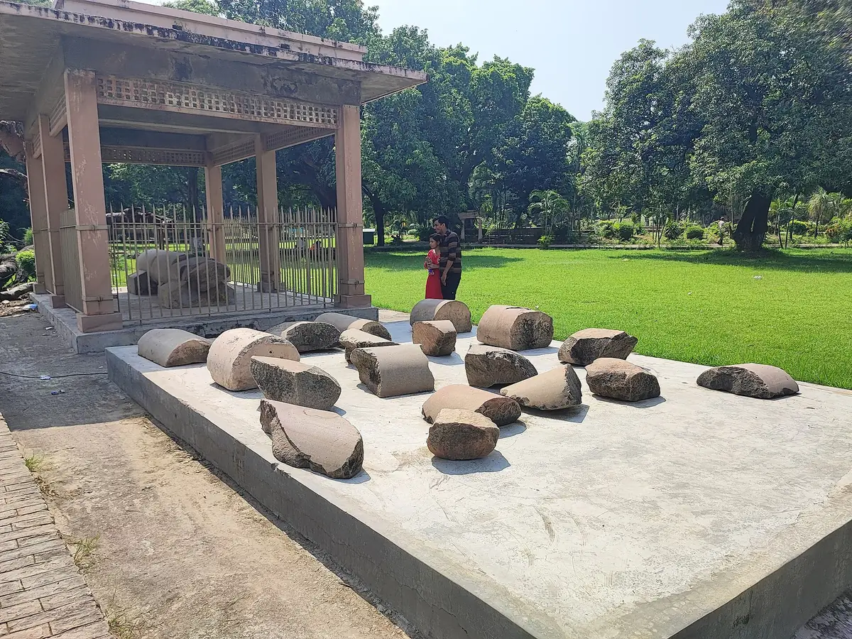 Mauryan ruins at Kumhrar, Patna