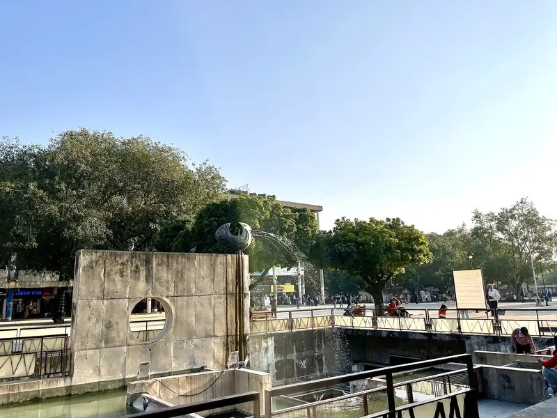 Sector 17, Zakir Hussain Rose Garden Chandigarh