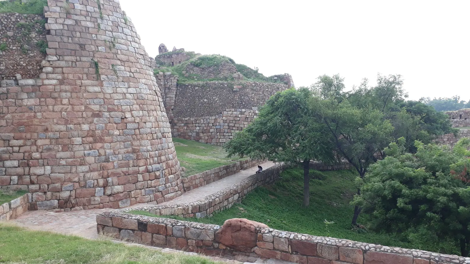 Tughlaqabad Fort Travel Guide: Delhi's Cursed City