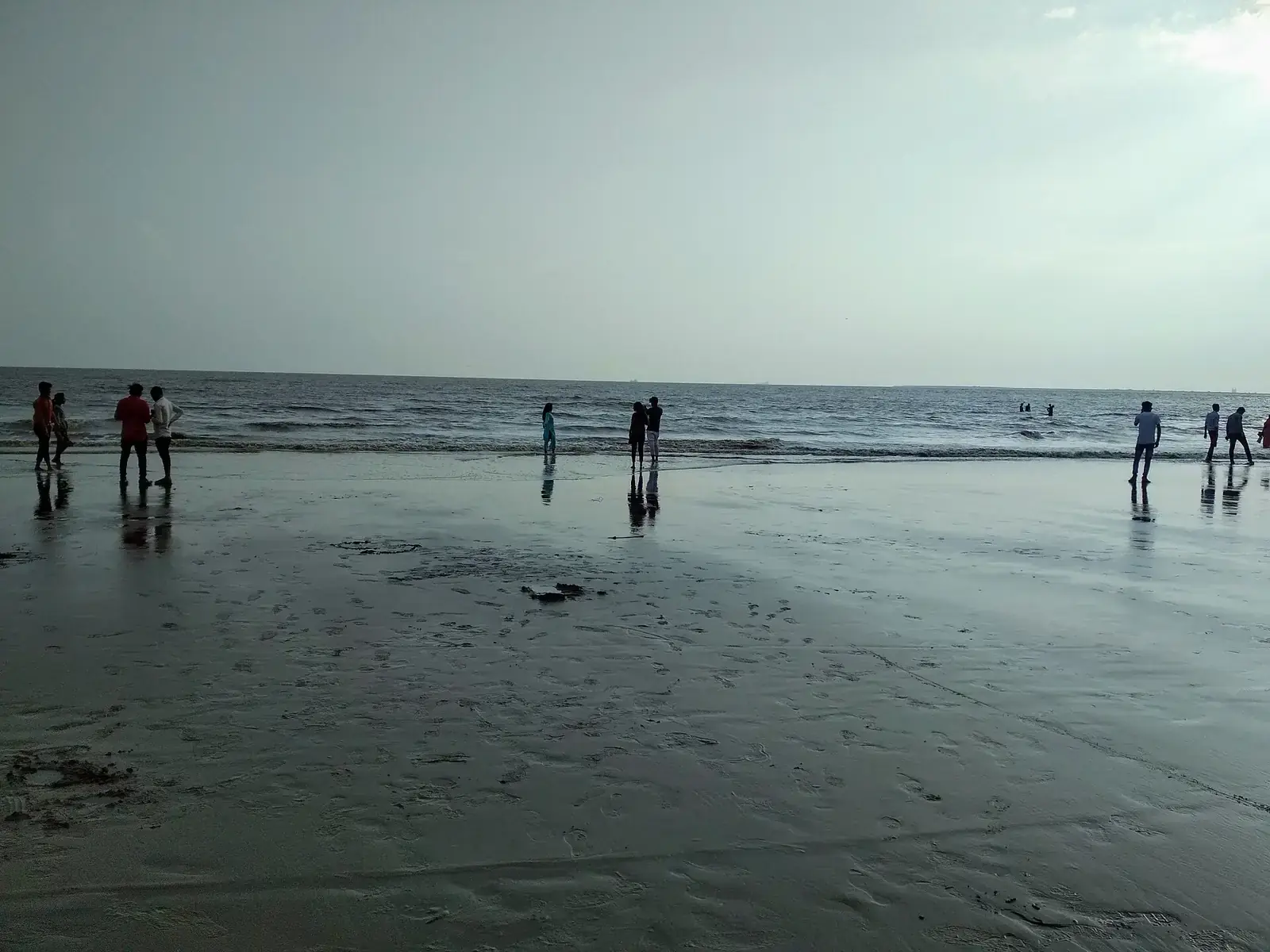 Dumas beach, Surat