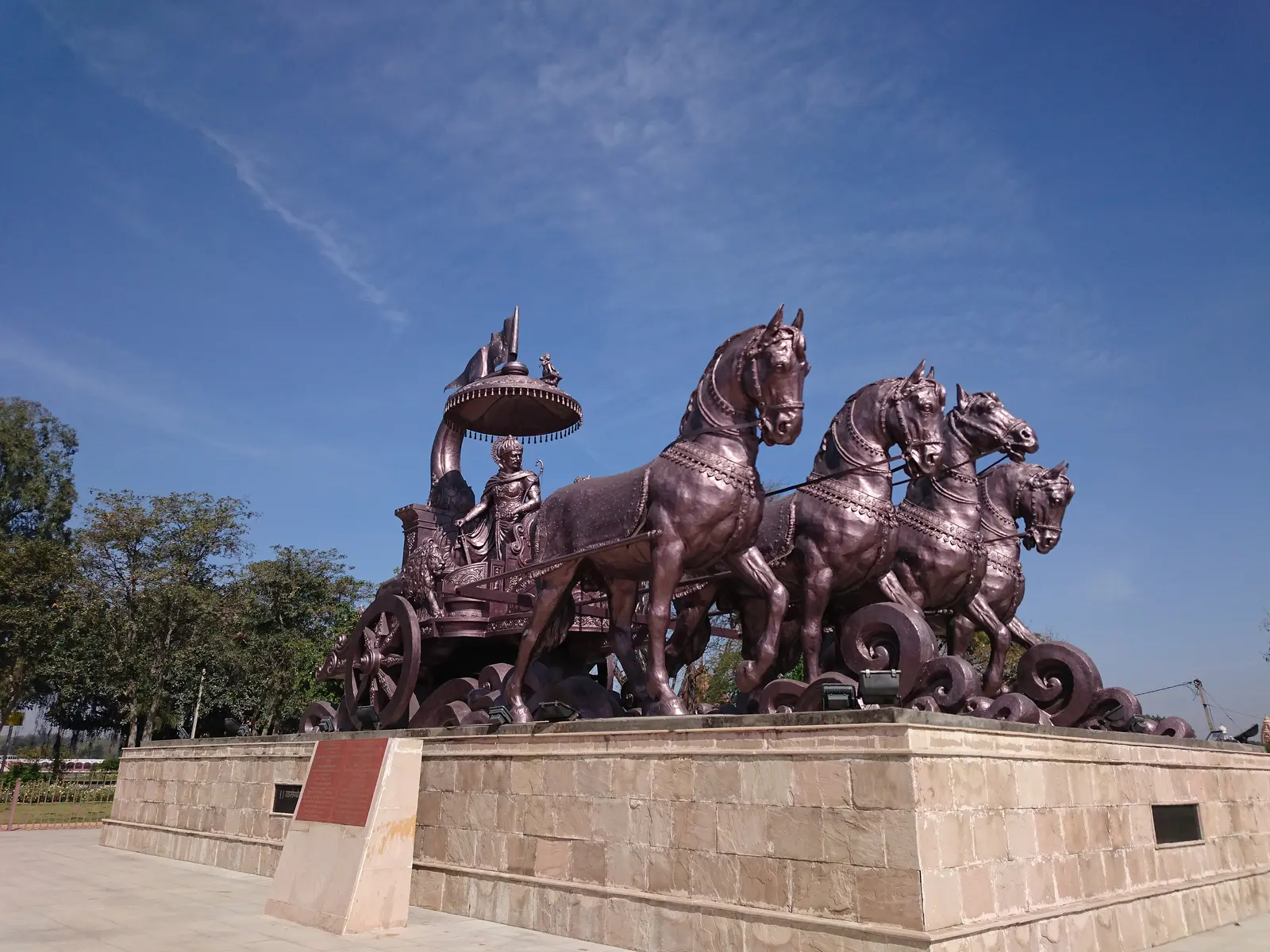 Haryana Travel Guide: Kurukshetra, Surajkund & Panchkula