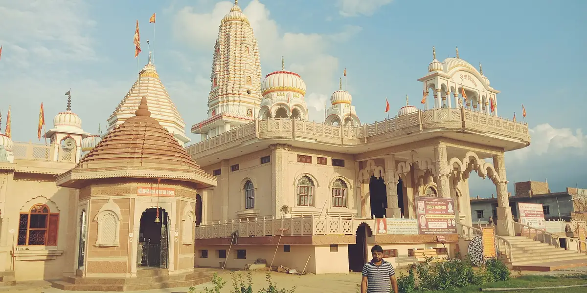 Hisar Travel Guide: Firoz Shah Palace & Blackbuck Country