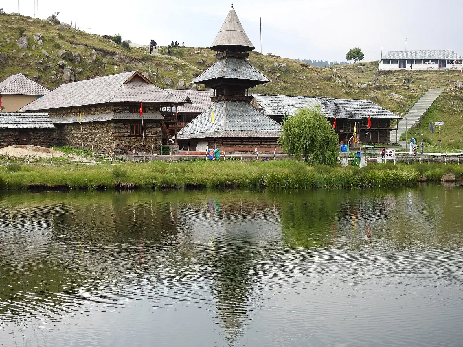 Prashar Lake Trek Guide: Floating Island & Best Time to Visit