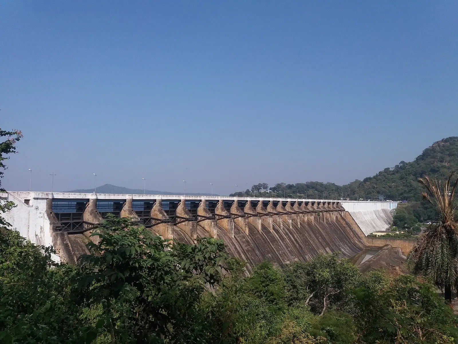 Massanjore Dam Travel Guide: Mayurakshi Reservoir & Day Trip Guide
