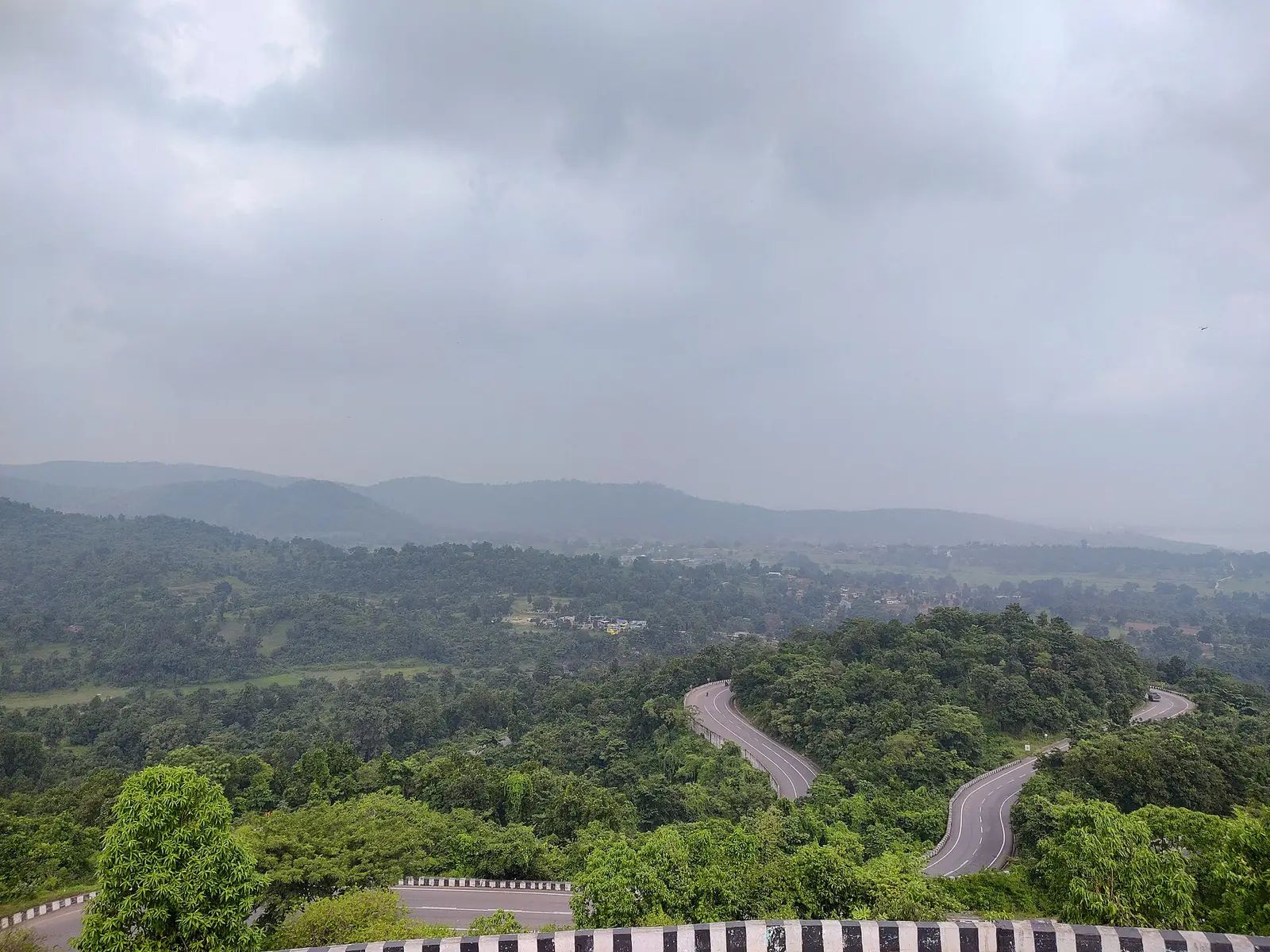 Patratu Valley Travel Guide: Dam, Ghati Road & Best Time to Visit