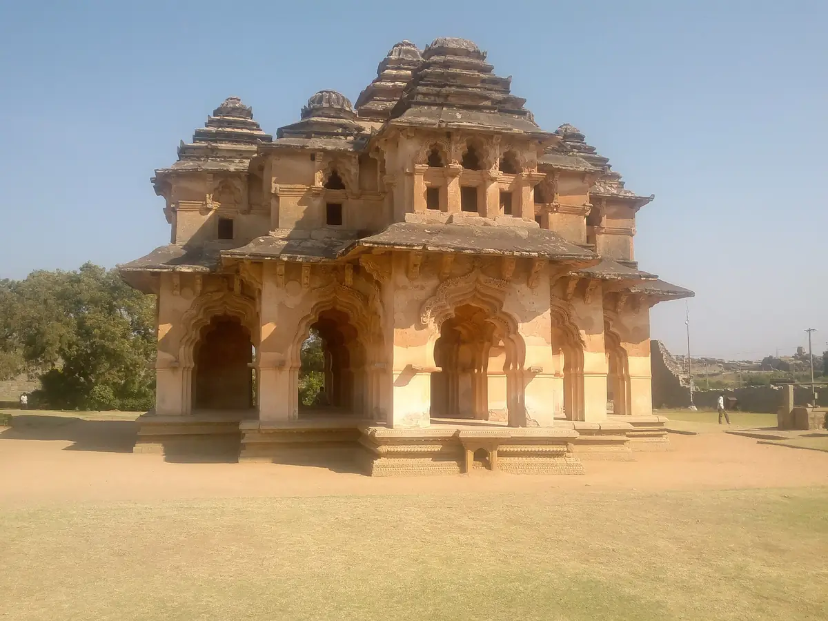 Lotus Mahal & Elephant Stables, Hampi