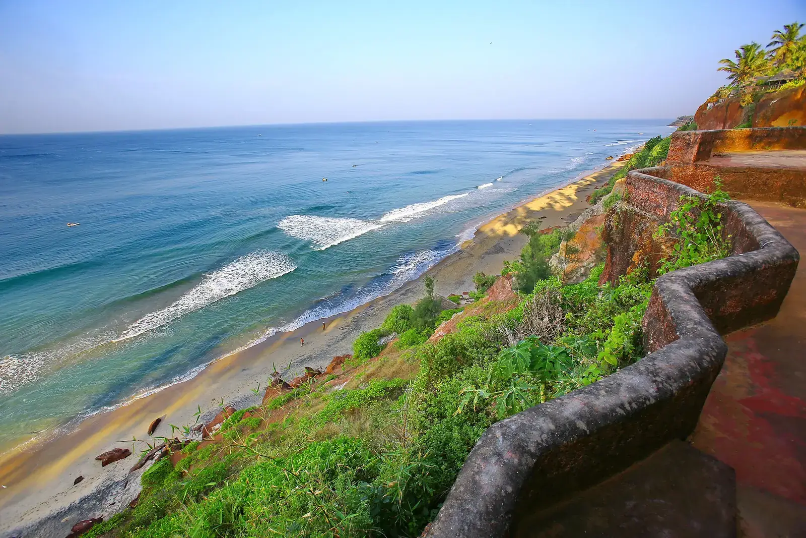 Things to Do in Varkala: Cliffs, Beaches, Temples & Slow Days