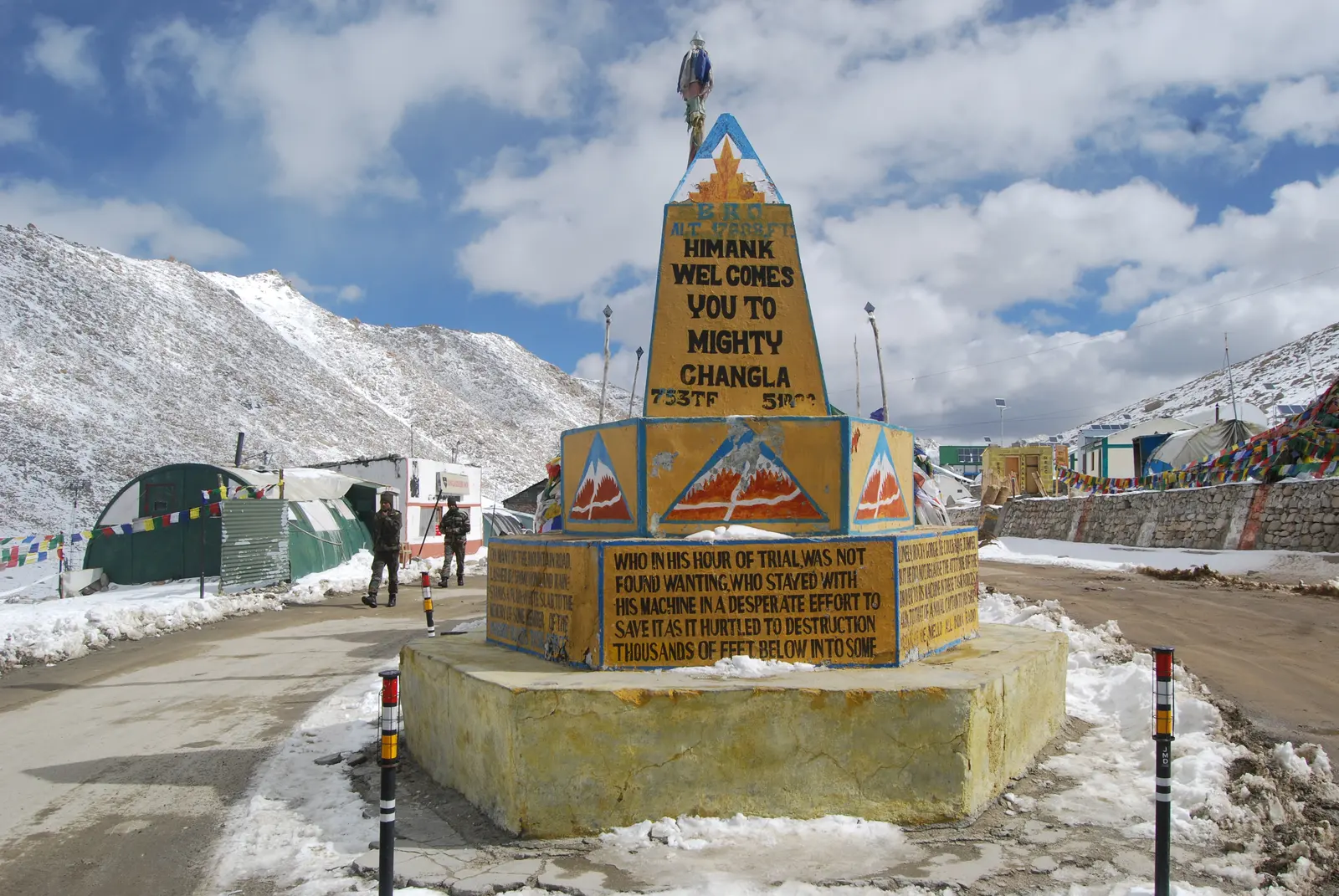 Signboard at the summit of Chang La pass, the route from Leh to Pangong Lake