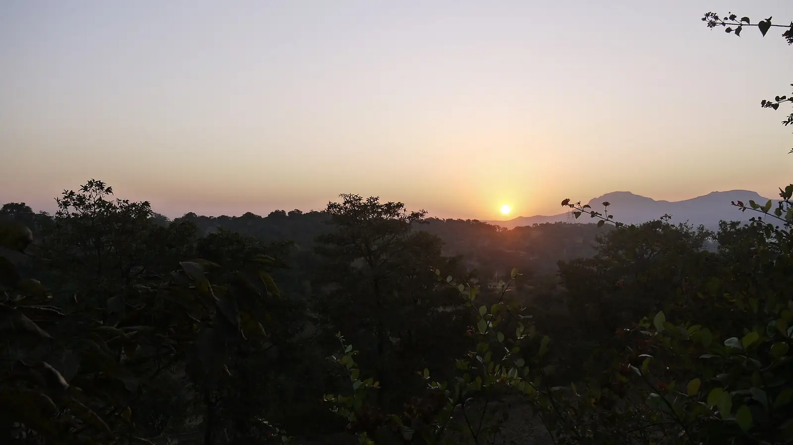 Bhandardara Travel Guide: Arthur Lake, Waterfalls & Camping