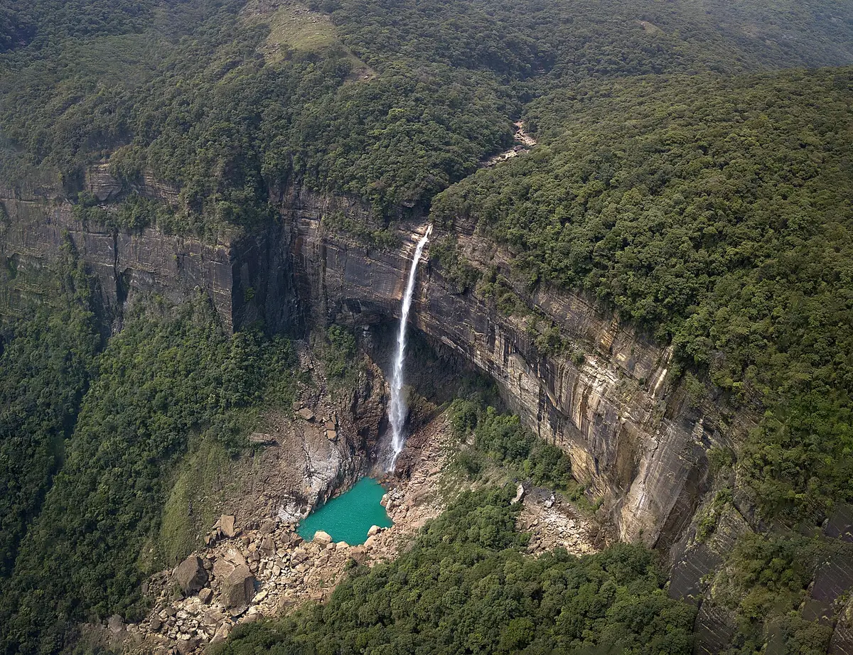 Nohkalikai Falls, Cherrapunji