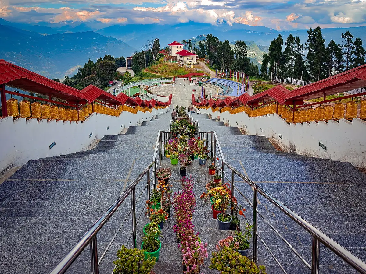Sanga Choeling Skywalk, Pelling
