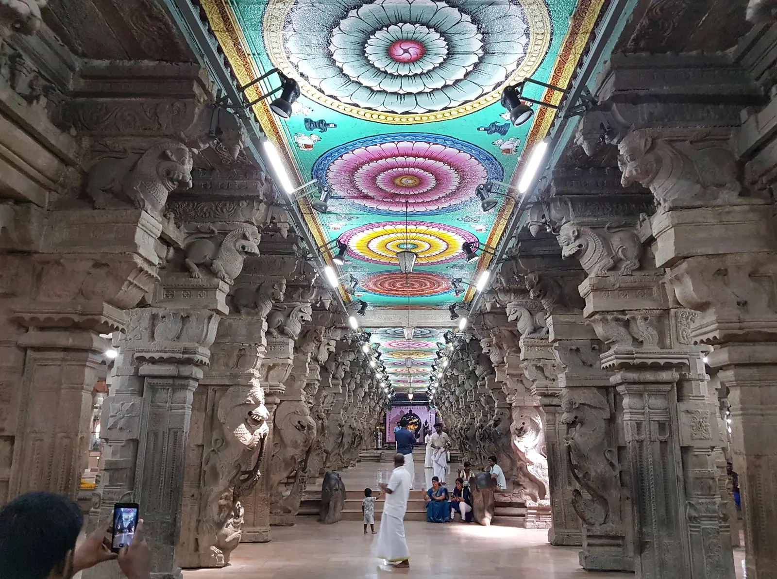 Carved pillars in the Thousand Pillar Hall, Meenakshi Temple