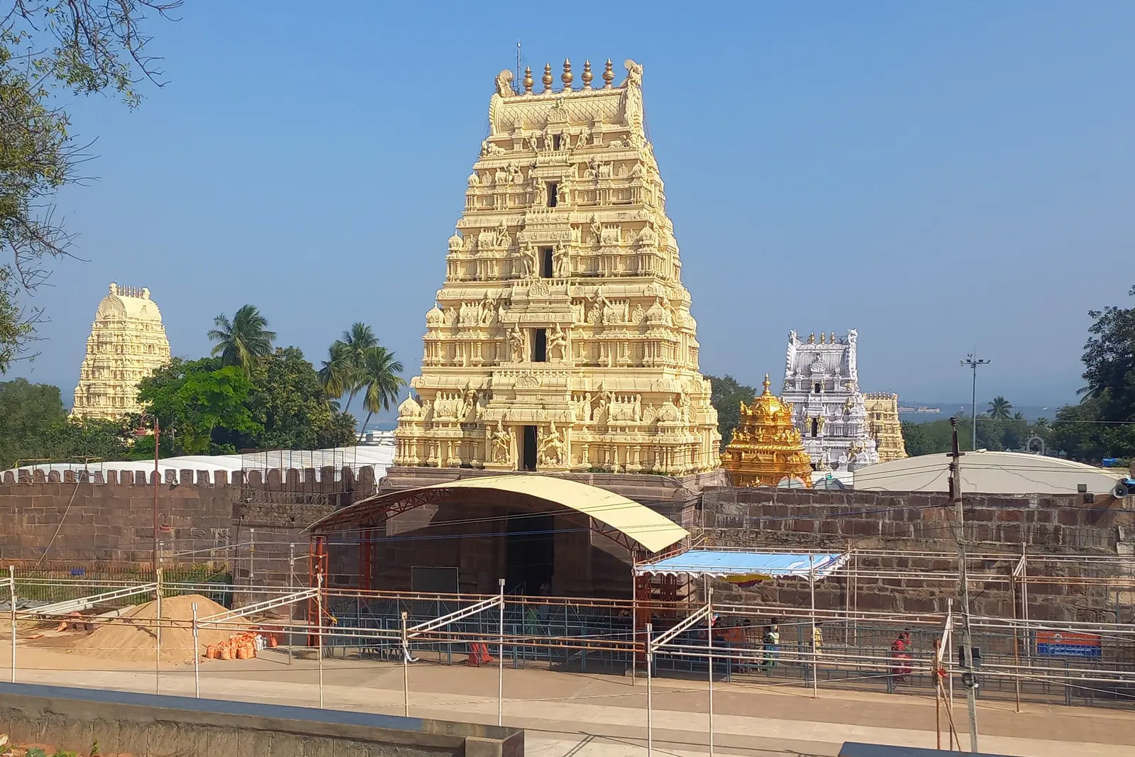 Srisailam Travel Guide: Jyotirlinga & Nallamala