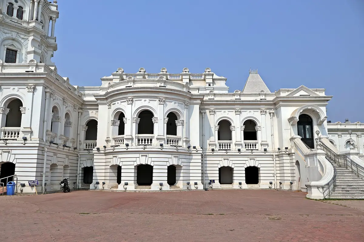 Ujjayanta Palace façade and pools
