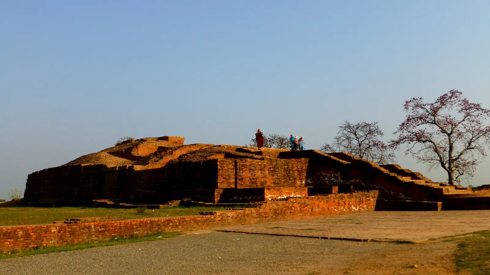Shravasti Travel Guide: Jetavana Monastery Ruins