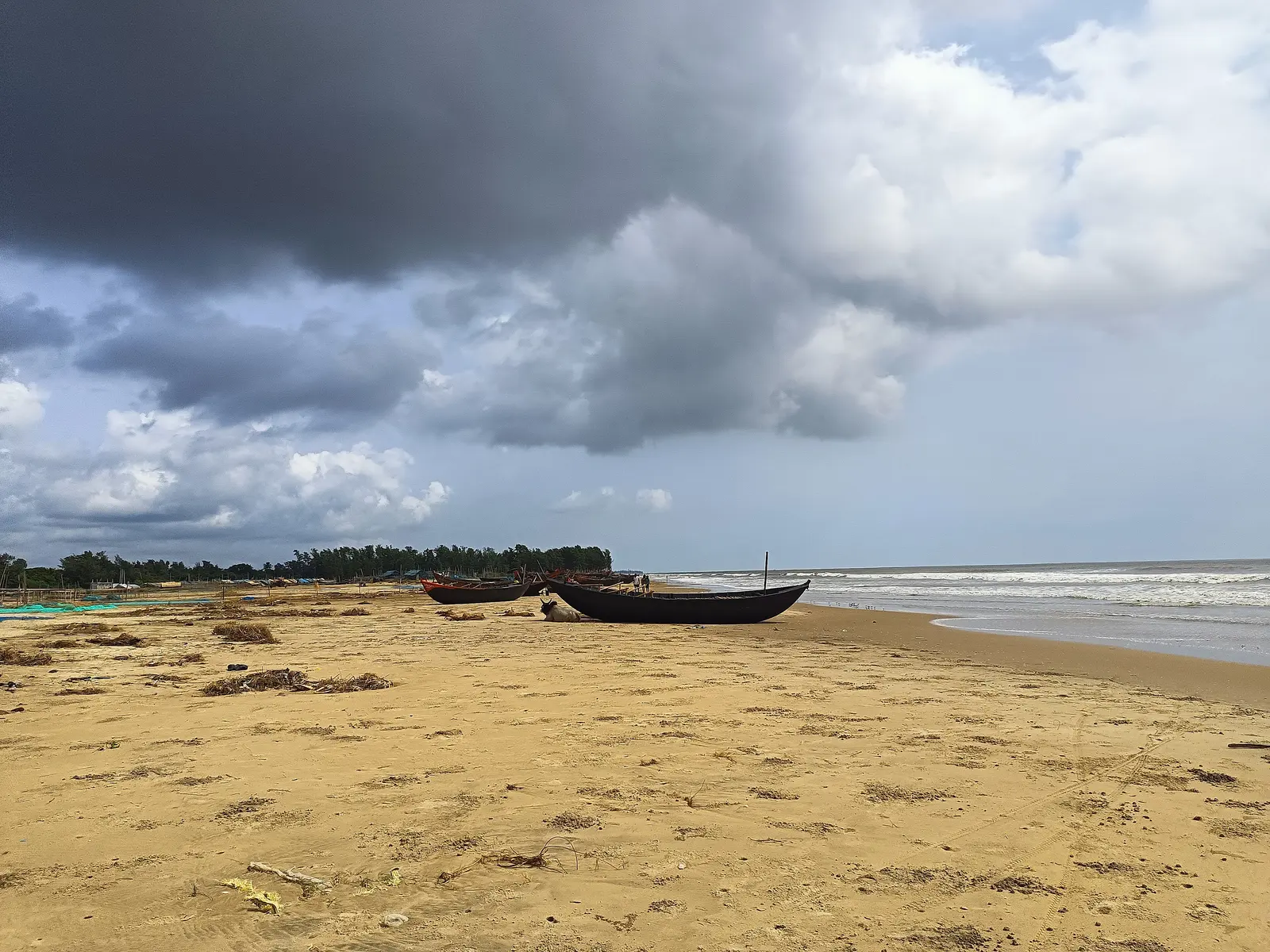Fishing boats on Mandarmani beach