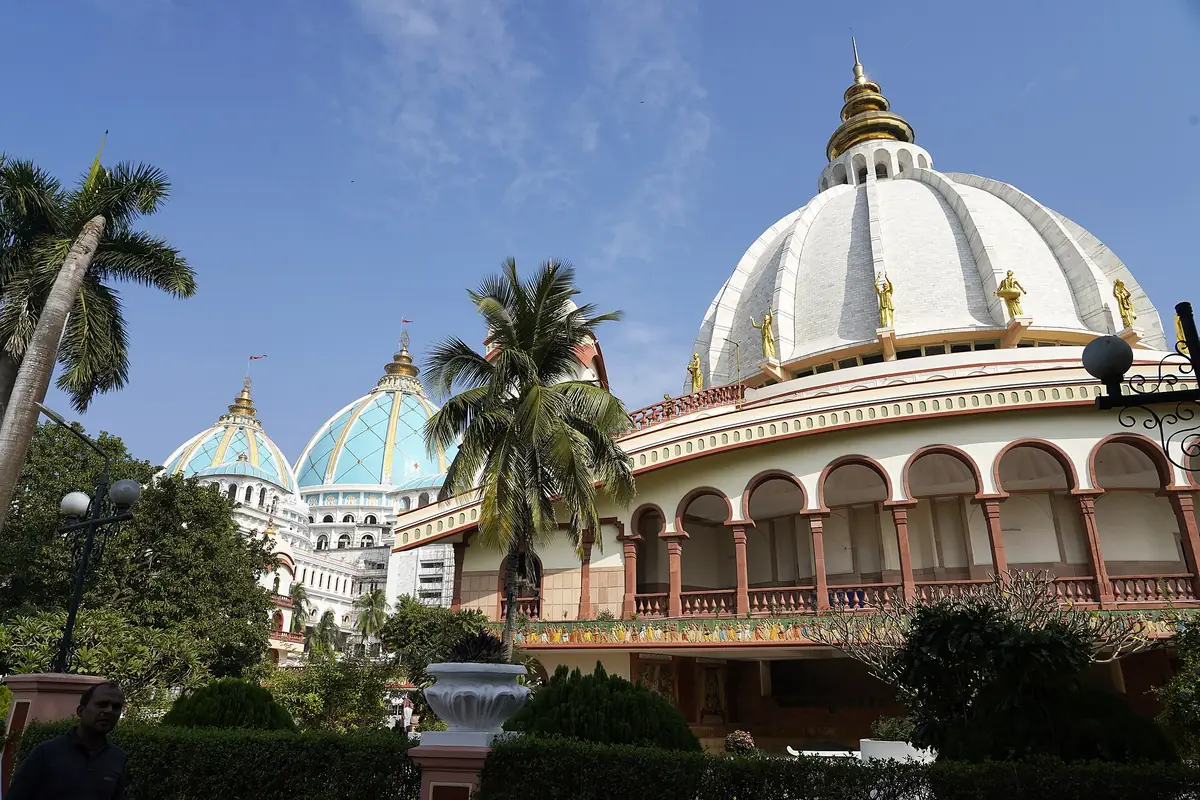 Chandrodaya Mandir, Mayapur