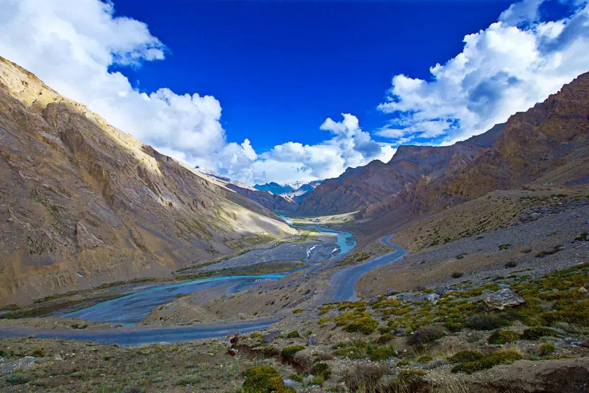 The Gata Loops and the Tsarap valley on the Manali–Leh highway