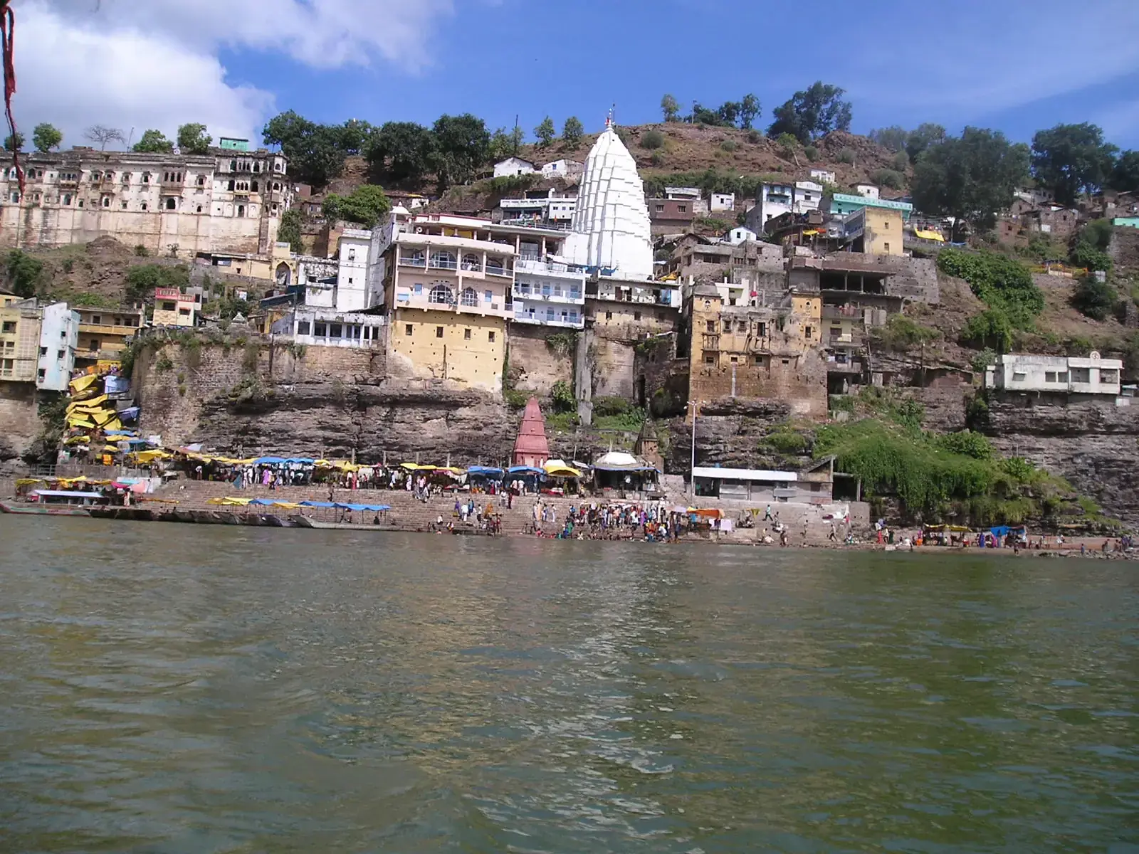 Omkareshwar town and temples above the Narmada river, Madhya Pradesh